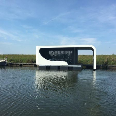 Vila Tinyfloat Andijk Exteriér fotografie
