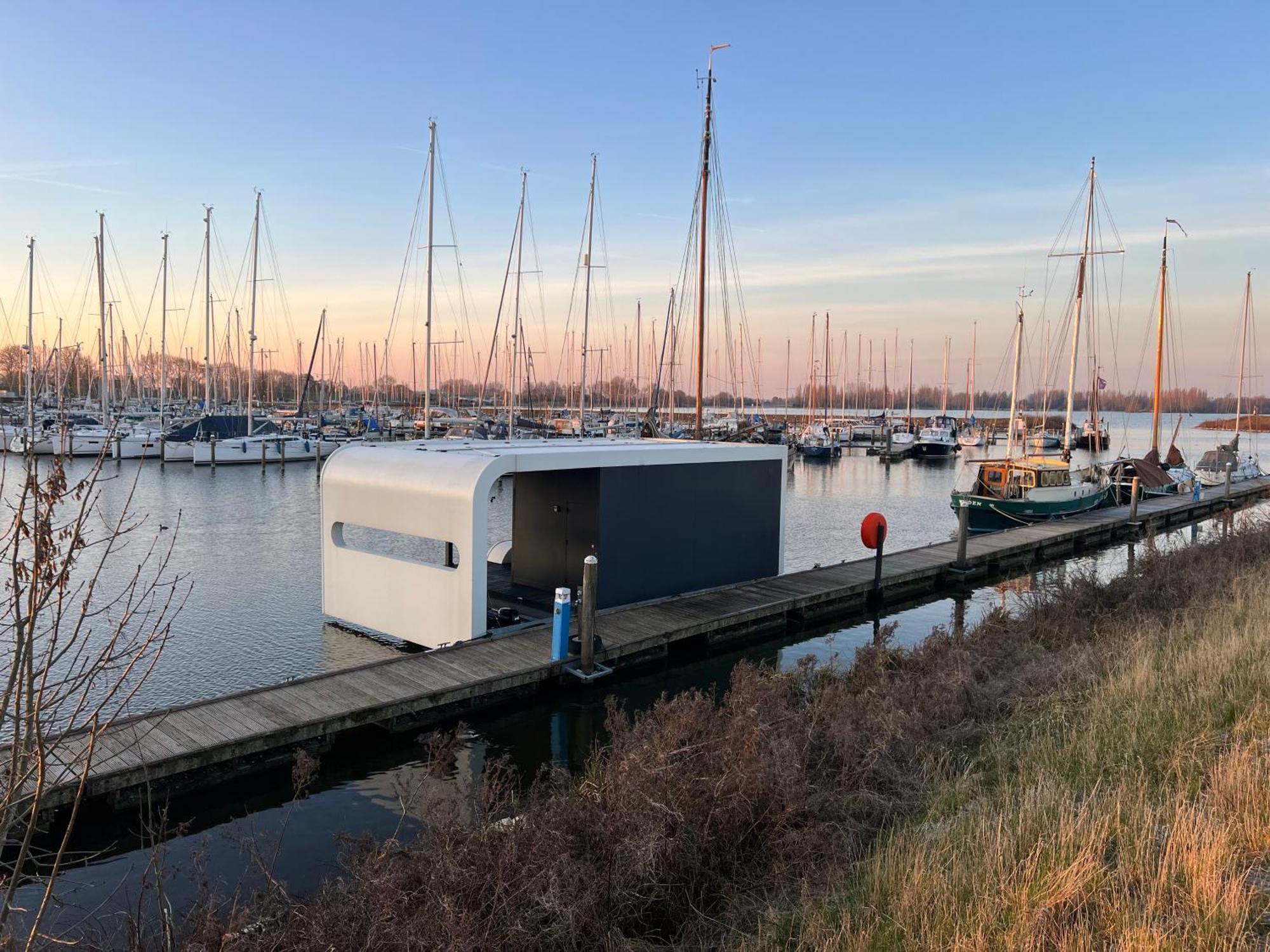 Vila Tinyfloat Andijk Exteriér fotografie